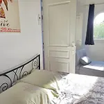 Apartment - Maisonnette Climatisee Avec Terrasse Et Parking - A Pied *