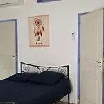 - Maisonnette Climatisee Avec Terrasse Et Parking - A Pied * Le Barcarès