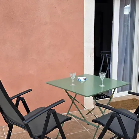 La Casita Pour 3 Personnes A 10 Mns A Pied - 르발카레스