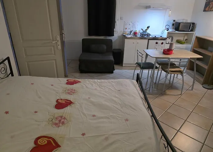 La Casita - Maisonnette Climatisee Avec Terrasse Proche Appartement *